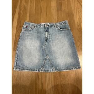 Tommy Hilfiger Vintage Skirt in Size 12